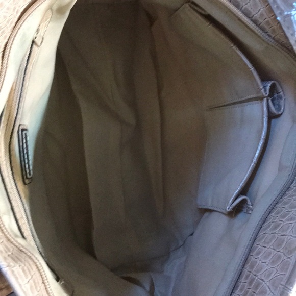 - Rosetti bone color purse - Picture 3 of 6